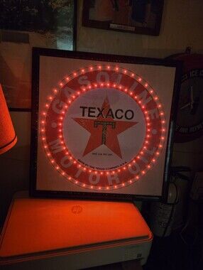 Texaco Gasoline Motor Oil LED Light Up Sign 20" x 20" Wall Decor Good Condition